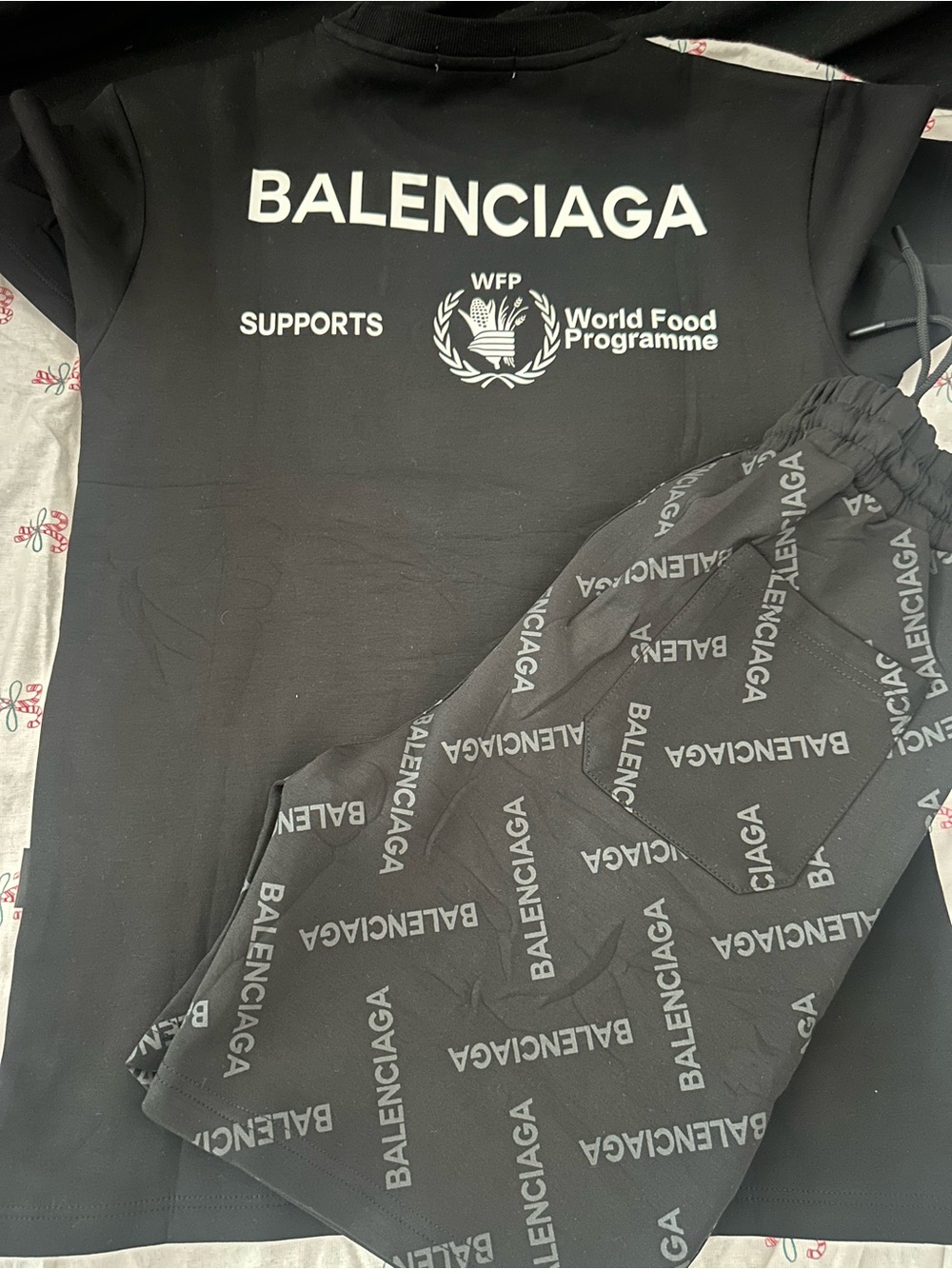 Balenciaga men Black Logo Short  & shirts Set with White Branding